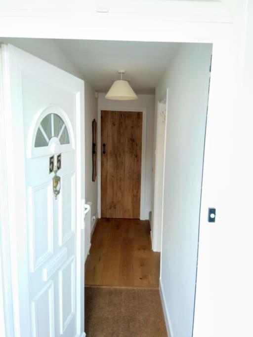 Welcoming Cottage In Chichester Near City Centre Exterior photo